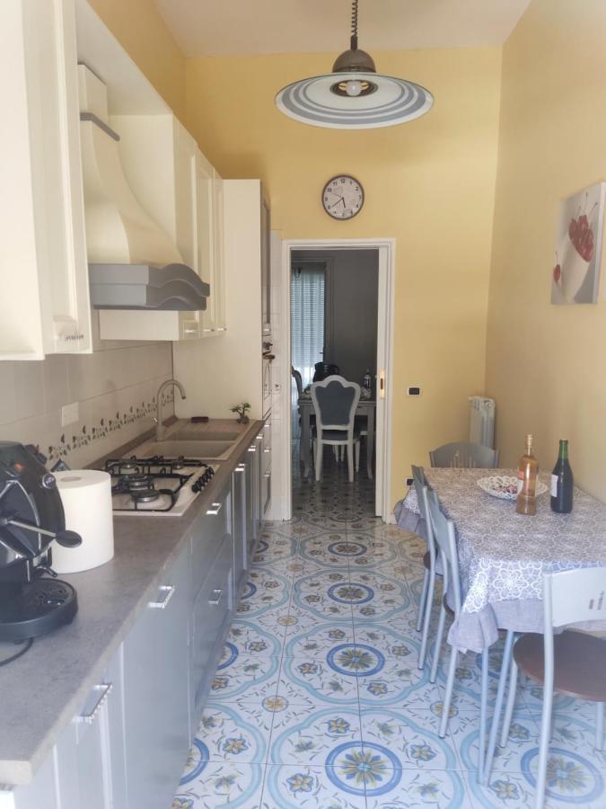 Residenza Regina Margherita Кастелламмаре-ди-Стабия Экстерьер фото